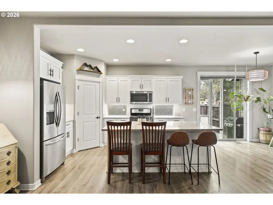 60439 Hedgewood Ln, Bend, OR 97702 - #2