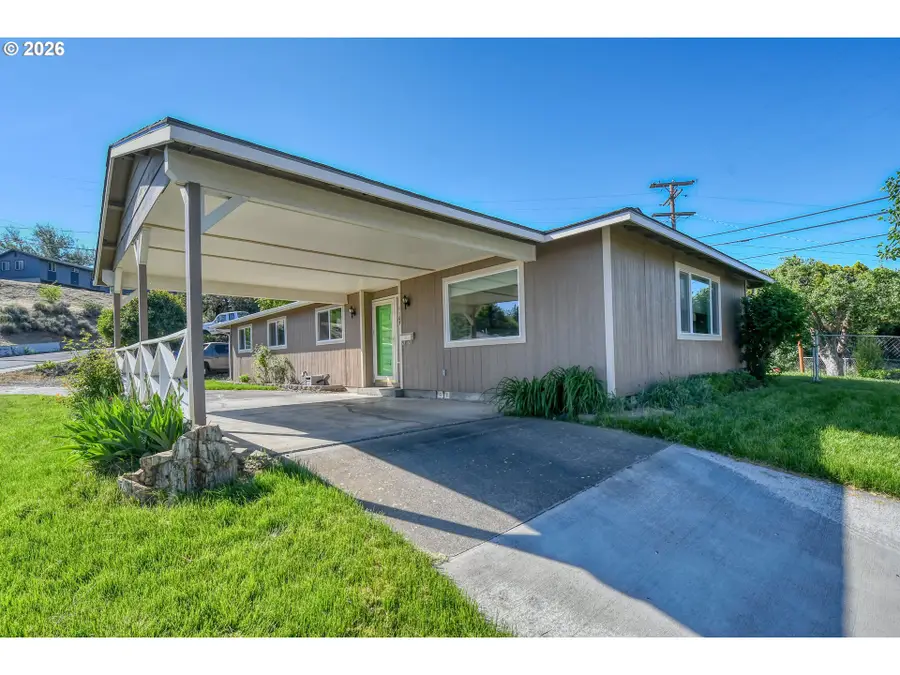 1107 SW 23rd St, Pendleton, OR 97801 - #2