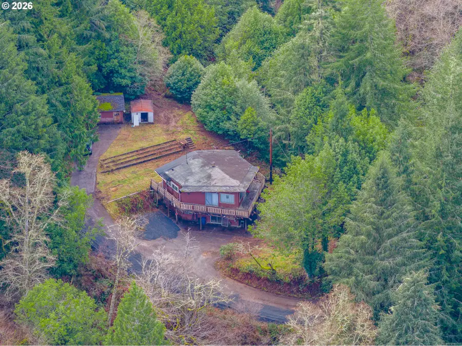 94448 Shelley Ln, Coquille, OR 97423 - #2