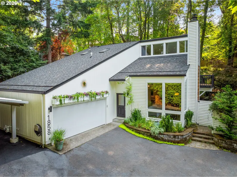 1858 Southshore Blvd, Lake Oswego, OR 97034 - #2
