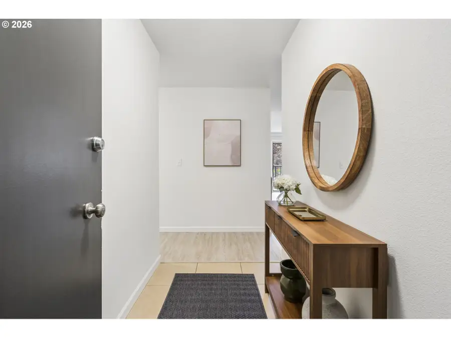 200 Burnham Rd #303, Lake Oswego, OR 97034 - #2