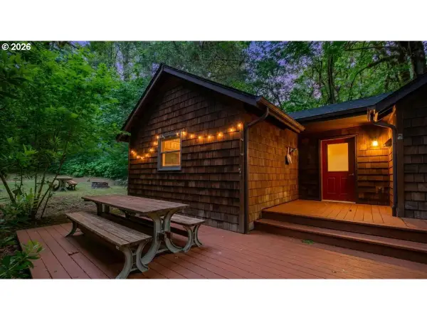 27059 Cecil Ln, Alsea, OR 97324