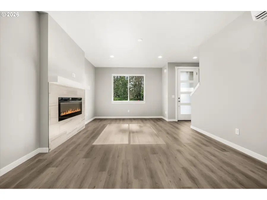 165 NW Mawrcrest Ave, Gresham, OR 97030 - #3