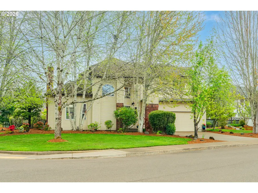 2520 NW Pinehurst Dr, McMinnville, OR 97128 - #2