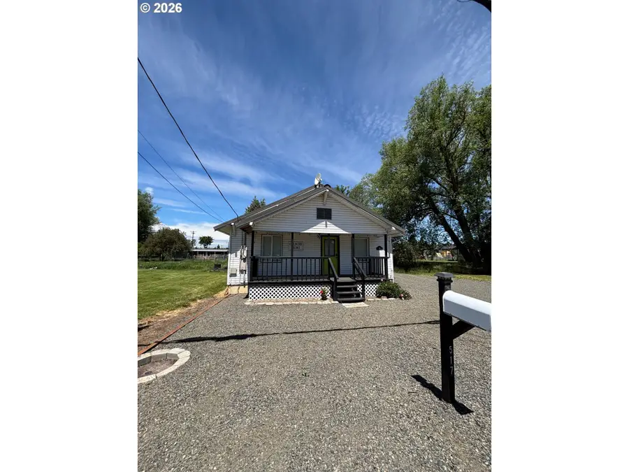 517 W Greenwood St, Enterprise, OR 97828 - #3