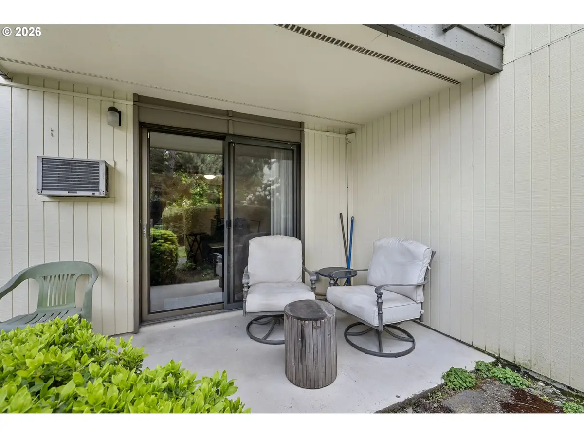 4059 Donald St #D, Eugene, OR 97405 - #1