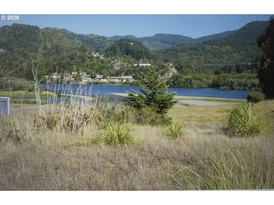 316 Hume, Wedderburn, OR 97444 - #2