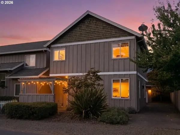 320 Treasure Cove Ln, Manzanita, OR 97130