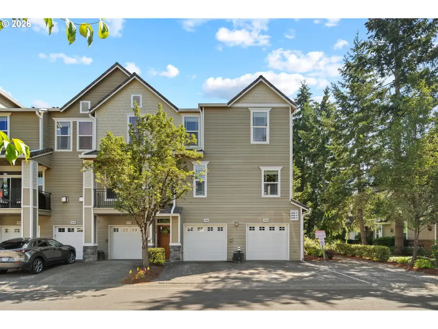 3880 Summerlinn Dr #61, West Linn, OR 97068 - #2