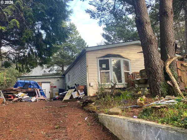 6350 Rhododendron Ave, LincolnCity, OR 97367