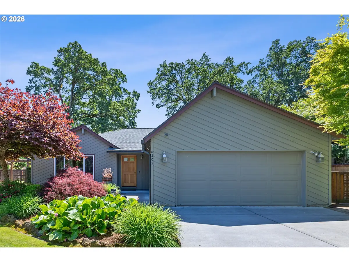 18205 Stonewood Dr, Gladstone, OR 97027 - #1