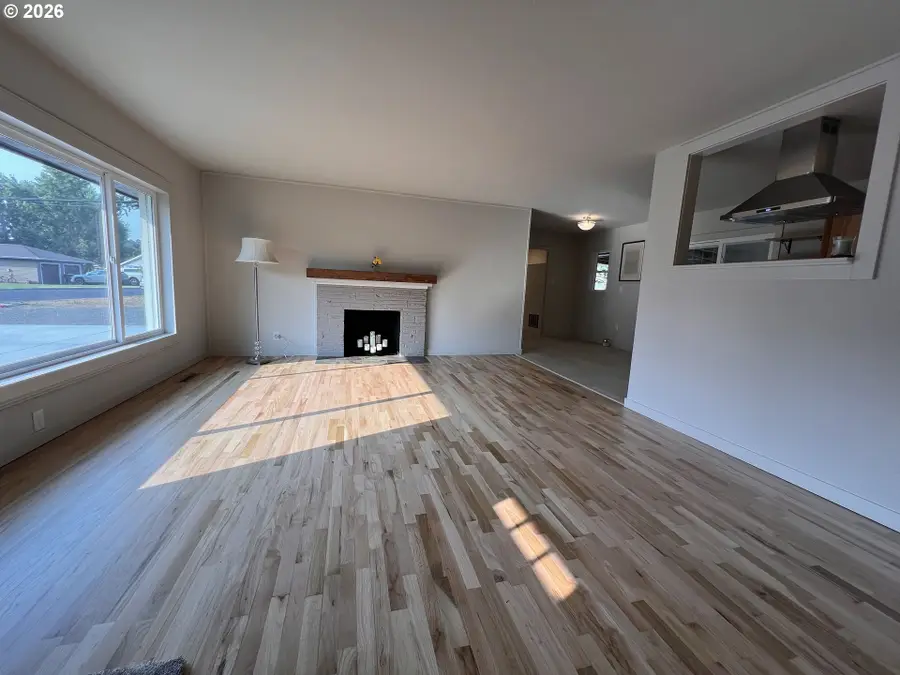 4189 SW Perkins Ave, Pendleton, OR 97801 - #2
