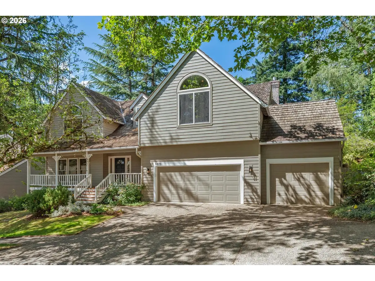 5575 Suncreek Dr, Lake Oswego, OR 97035 - #1