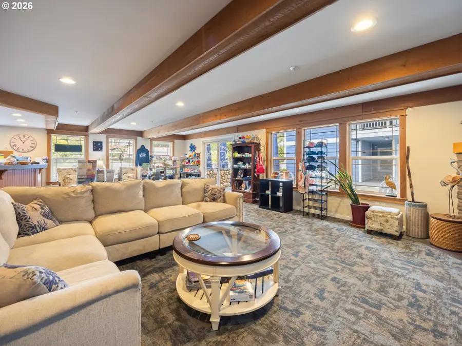 890 SE Bay Blvd #206, Newport, OR 97365 - #3