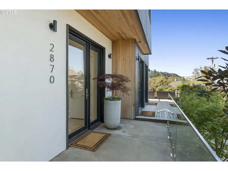 2870 NW Westover Rd, Portland, OR 97210 - #2