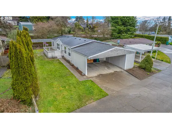 625 SW 9th St #2, Dundee, OR 97115