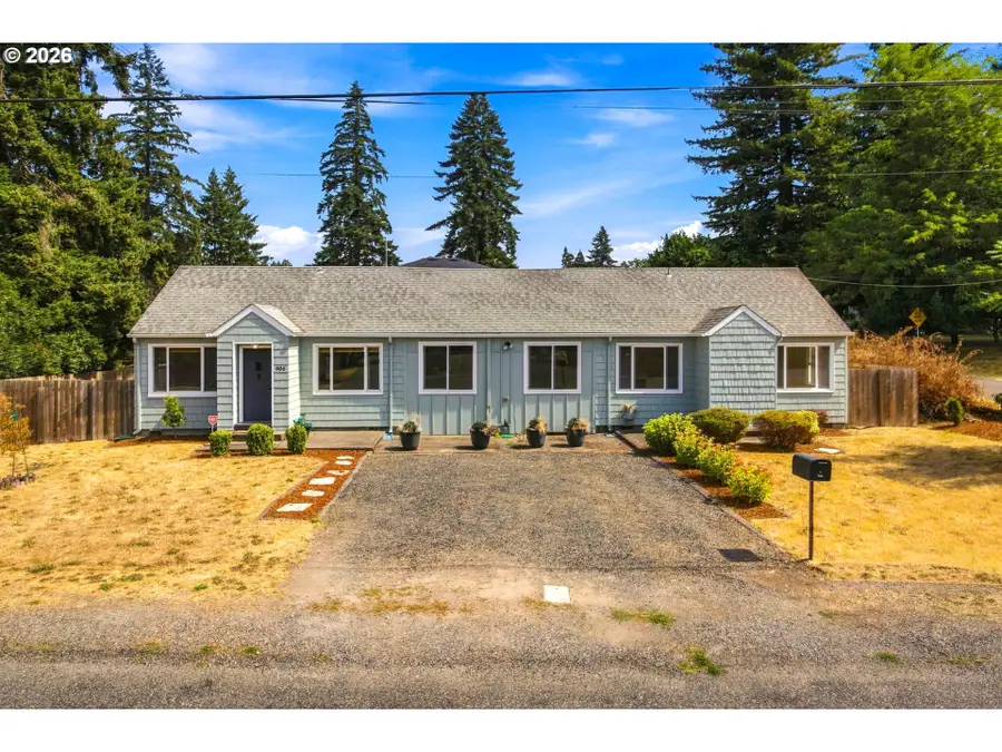 906 6th St, Washougal, WA 98671 - #2