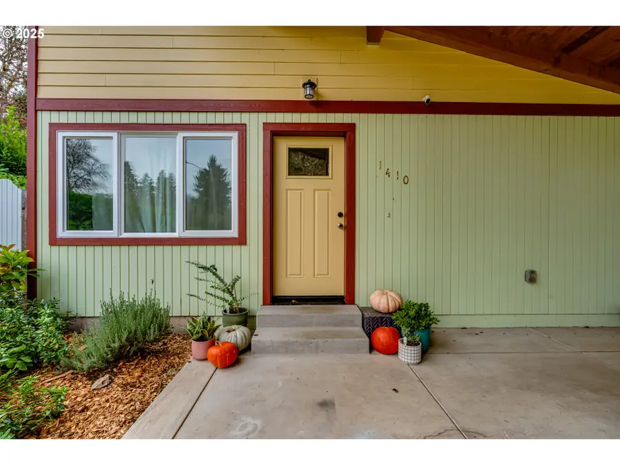 1410 Lake Dr, Eugene, OR 97404 - Image #2