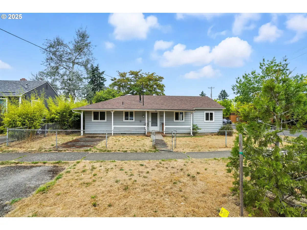 4305 N Willis Blvd, Portland, OR 97203 - Image #1