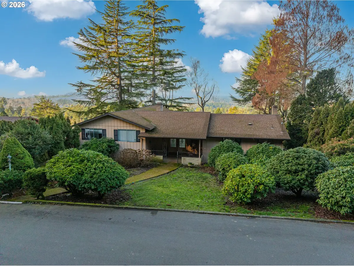 135 SW 85th Ave, Portland, OR 97225 - #1