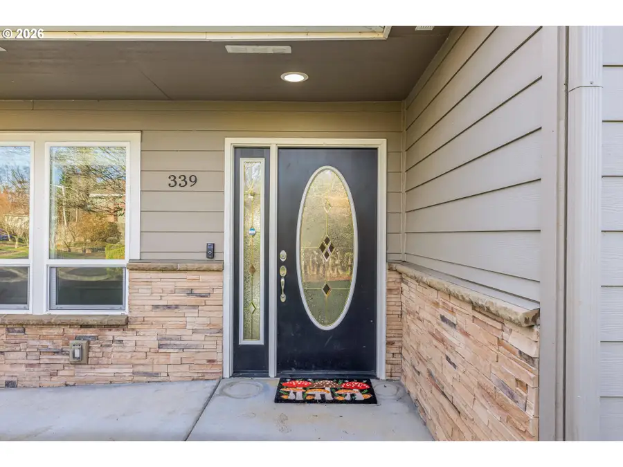 339 Telford Rd, Oregon City, OR 97045 - Image #2