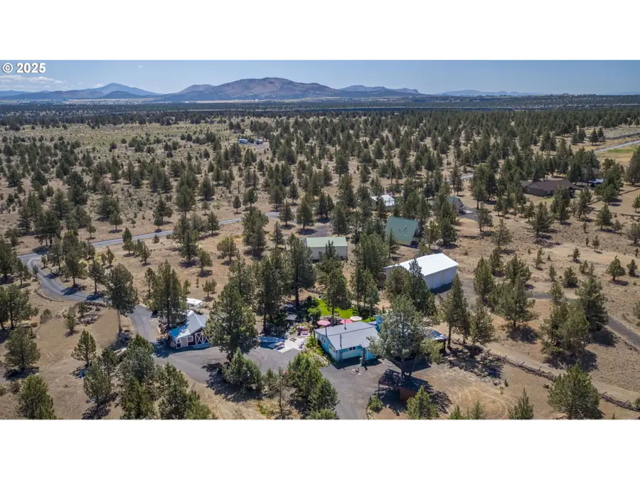 7683 SW Drake Dr, Culver, OR 97734 - Image #2