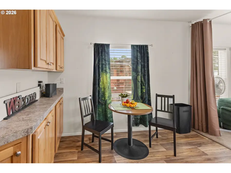 1699 27th St #17, Florence, OR 97439 - #3