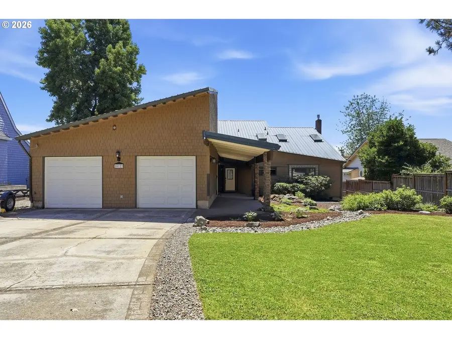 20122 NE Interlachen Ln, Fairview, OR 97024 - #3