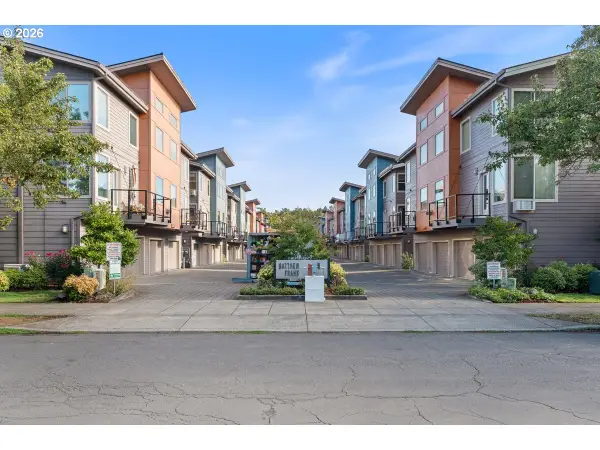 7534 N Burlington Ave, Portland, OR 97203