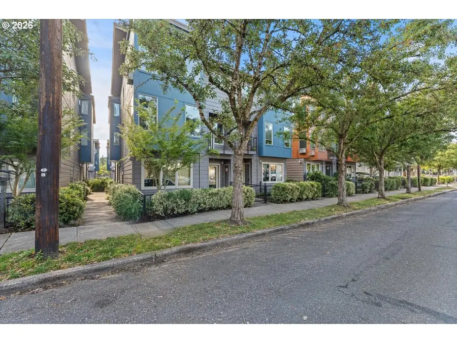 7534 N Burlington Ave, Portland, OR 97203 - #2