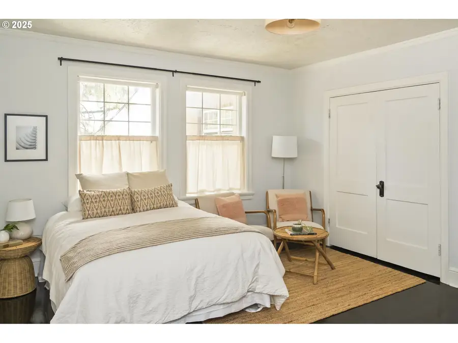 20 NW 16th Ave #404, Portland, OR 97209 - #3