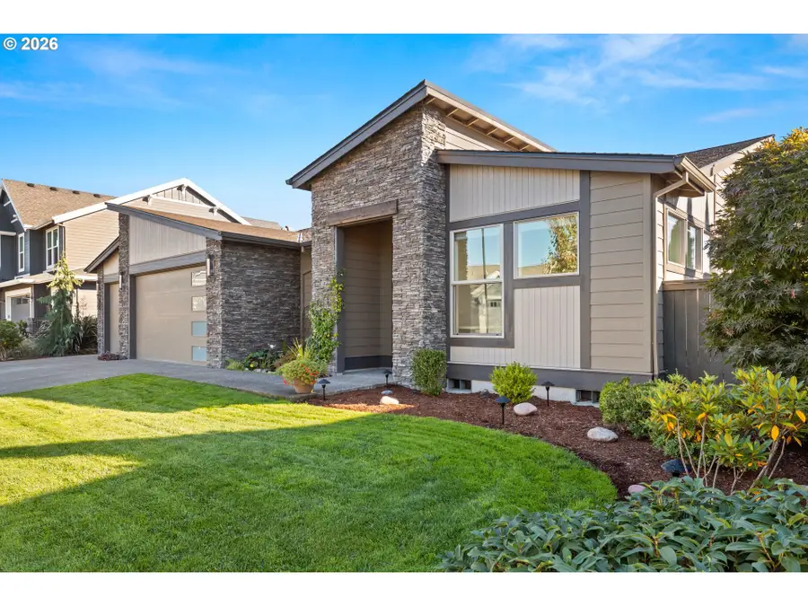 5842 SE Provence St, Hillsboro, OR 97123 - #3