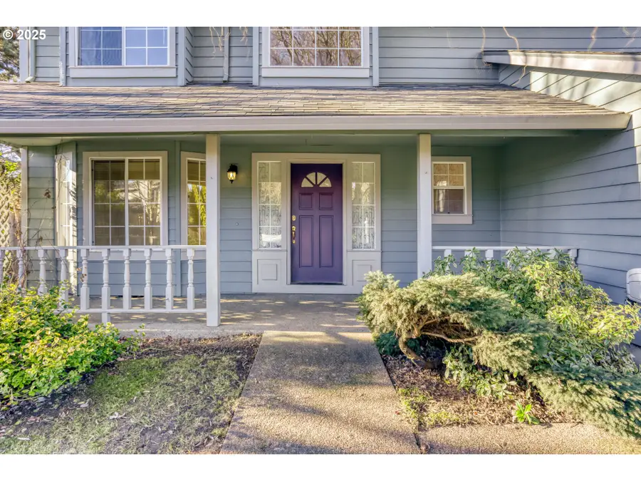 1811 NE 56th Ave, Hillsboro, OR 97124 - Image #2