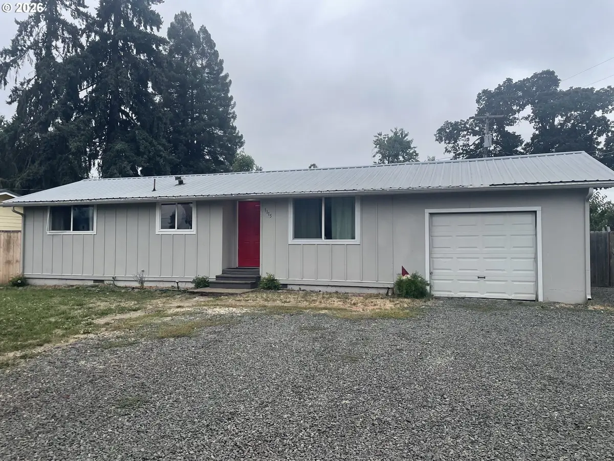 1115 Thayer Ave, Cottage Grove, OR 97424 - #1