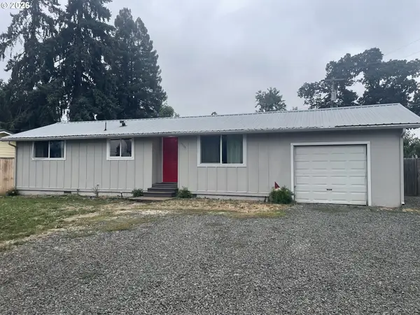 1115 Thayer Ave, CottageGrove, OR 97424