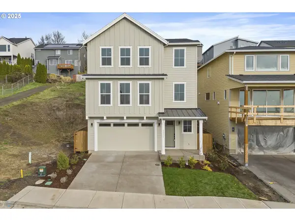 12171 SW Autumnview St, Tigard, OR 97224