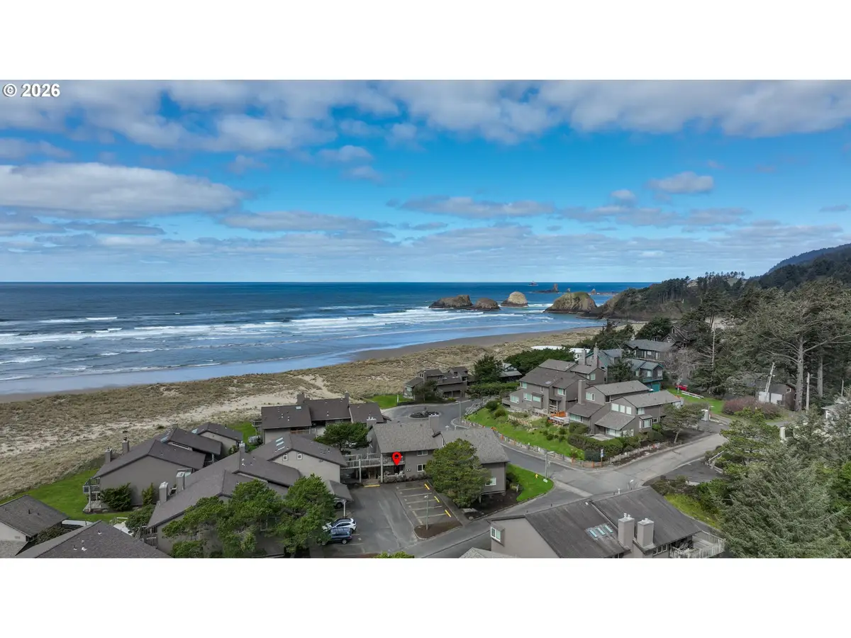 101 N Breakers Point Dr #101, Cannon Beach, OR 97110 - #1