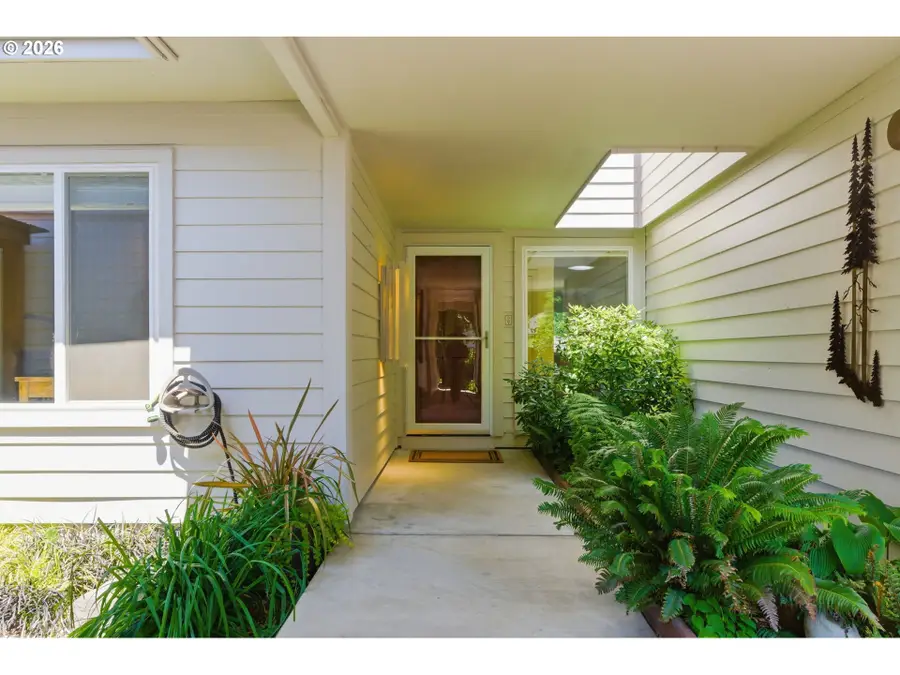 7310 SW Arbor Lake Dr, Wilsonville, OR 97070 - #2