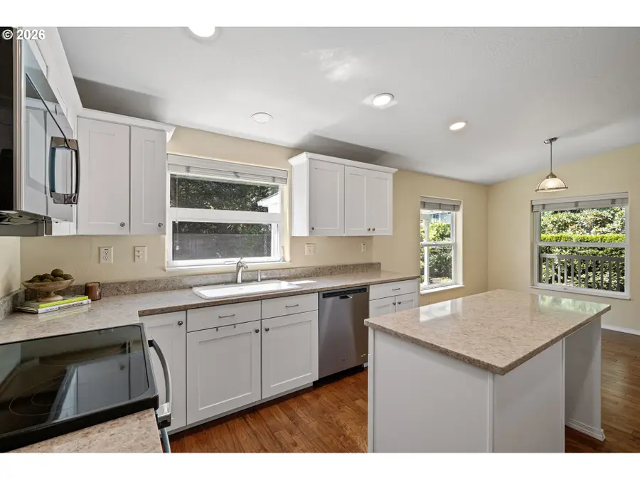 3220 Crescent Ave #15, Eugene, OR 97408 - #2