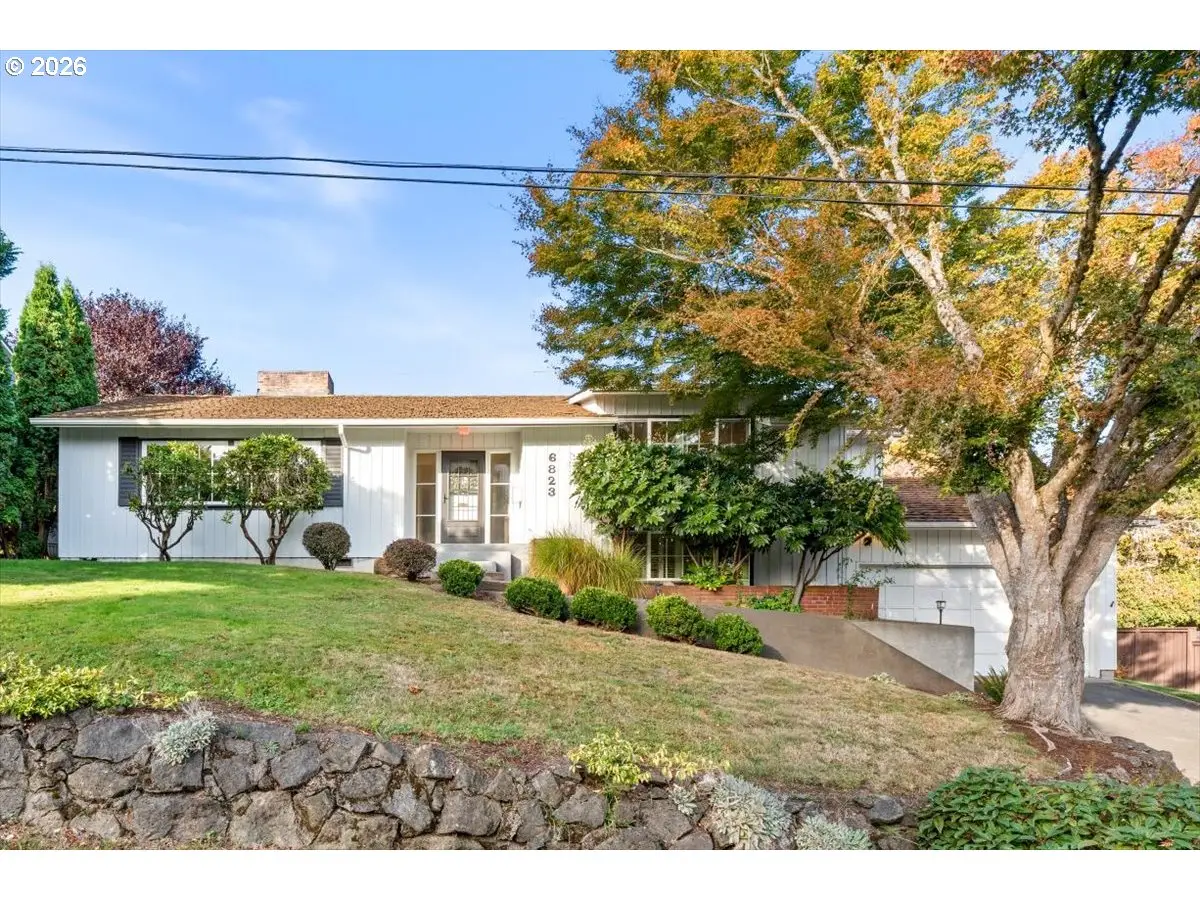 6823 SW Burlingame Ave, Portland, OR 97219 - #1