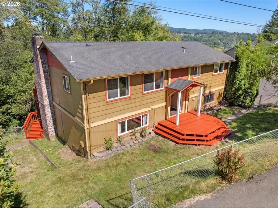 102 Green Hill Dr, Longview, WA 98632 - #3
