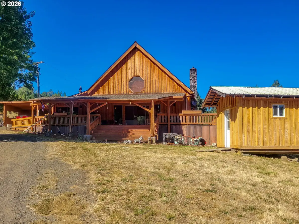 3450 Hogan Rd, Oakland, OR 97462 - #1