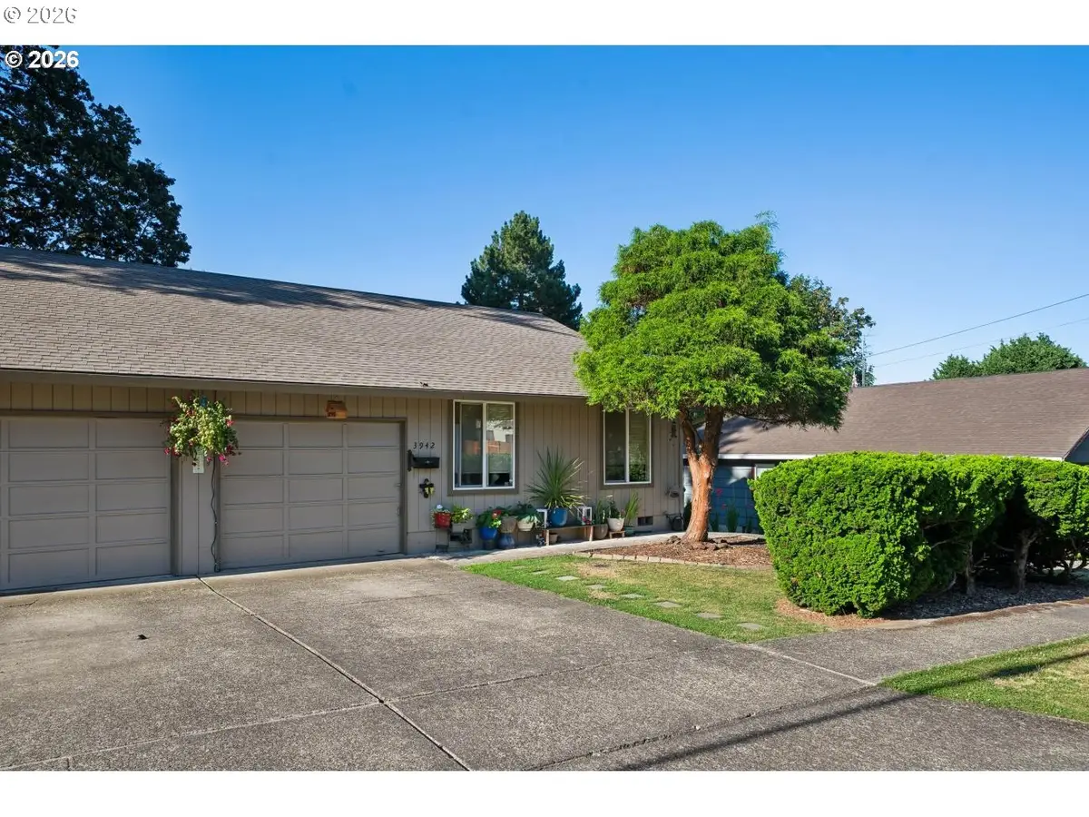 3942 SE Monroe St, Milwaukie, OR 97222 - #1