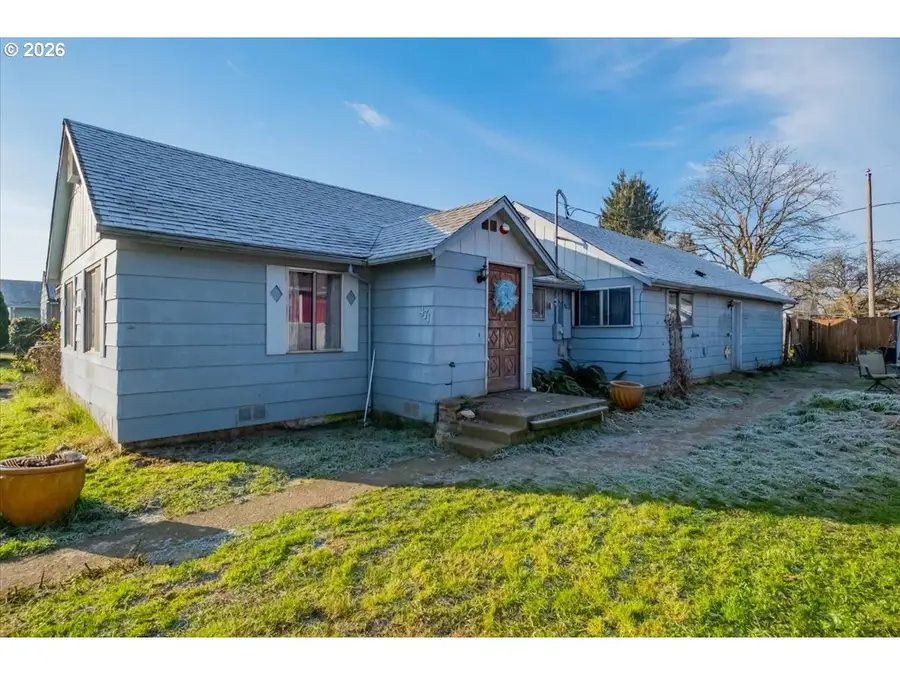 471 Birch St, Junction City, OR 97448 - #3