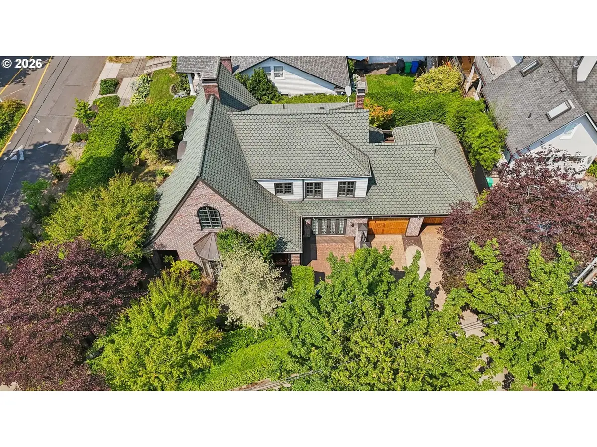 1111 NE 37th Ave, Portland, OR 97232 - #1