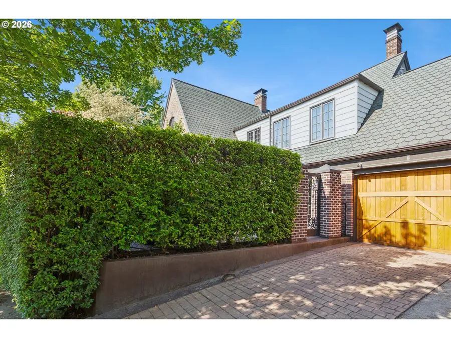 1111 NE 37th Ave, Portland, OR 97232 - #3