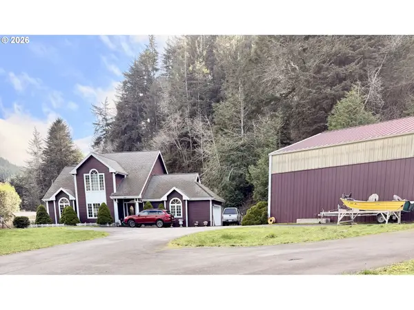 28170 Hunter Creek Rd, GoldBeach, OR 97444