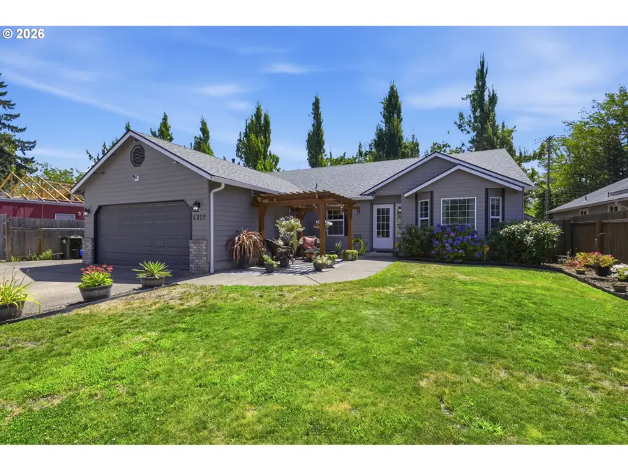 6819 Simeon Dr, Springfield, OR 97478 - #2