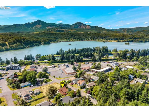 115 SW Regulator St, CascadeLocks, OR 97014