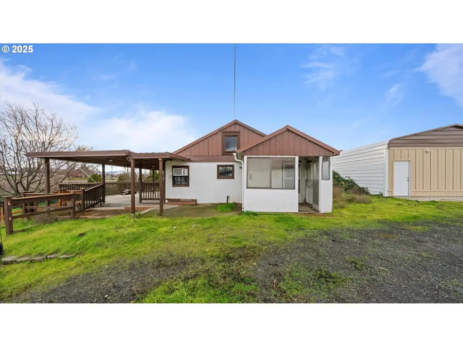 85576 Highway 11, Milton Freewater, OR 97862 - Image #2